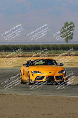 media/Sep-17-2023-Speed Ventures (Sun) [[7e780ba612]]/Red/Session 1 (Grapevine)/